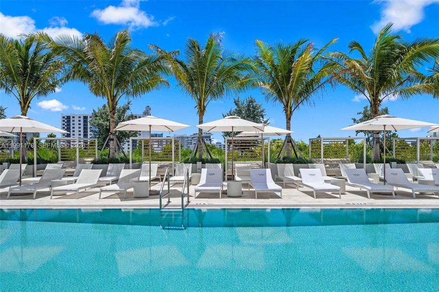 Community amenities in 72 Park, Miami Beach (Image 34).