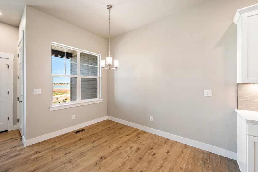 Spacious, unfurnished interior of a new home in The Lakes at Centerra, Loveland (Image 10).