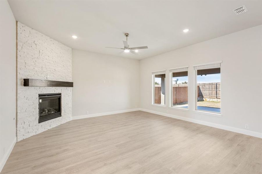 Spacious, unfurnished interior of a new home in Mockingbird Heights Classic 60, Midlothian (Image 21).