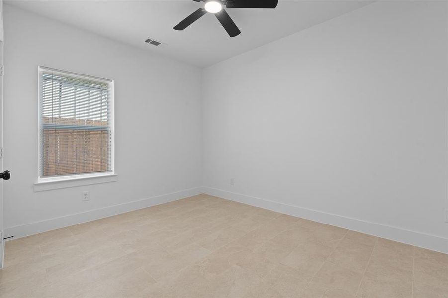 Spacious, unfurnished interior of a new home in , Fort Worth (Image 14).