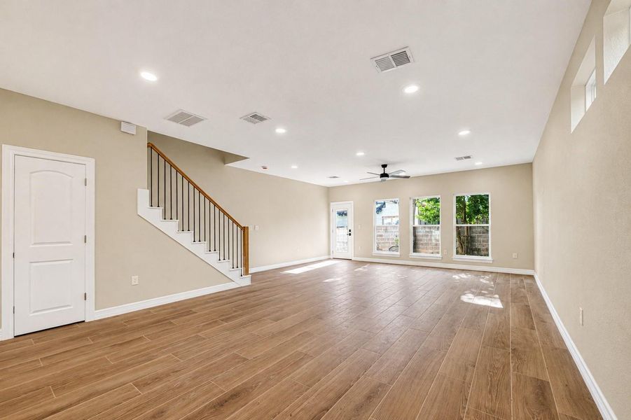 Spacious, unfurnished interior of a new home in , Houston (Image 28). Spacious, unfurnished interior of a new home in , Houston (Image 28).