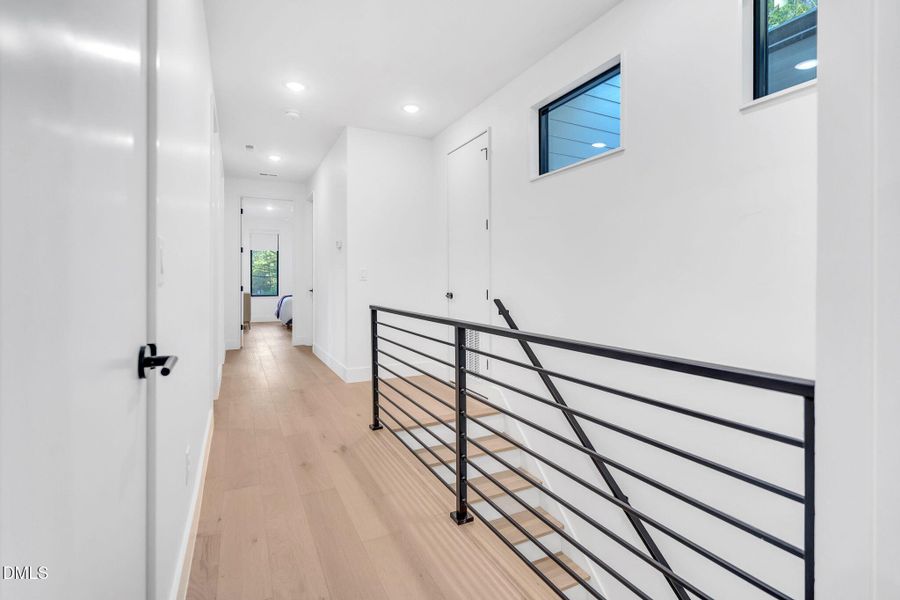 18-web-or-mls-DSC04889 18-web-or-mls-DSC04889