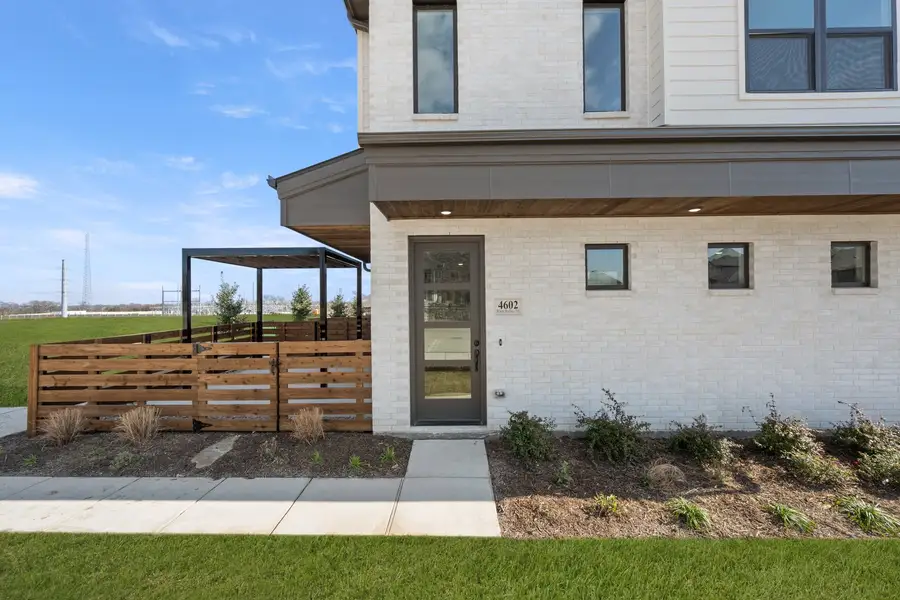 Exterior details and patio area of a home in Wildridge, Oak Point (Image 4).