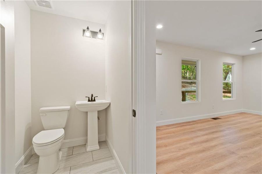 Image 36 of a home in .