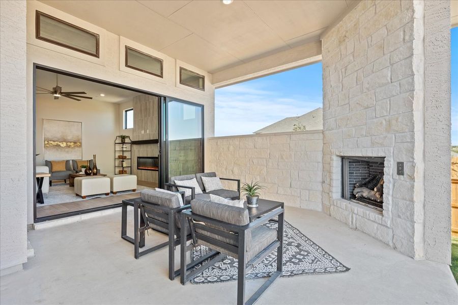 Representative furnished interior of a home built from the Bradley by Chesmar Homes in Sweetwater, Austin (Image 15).