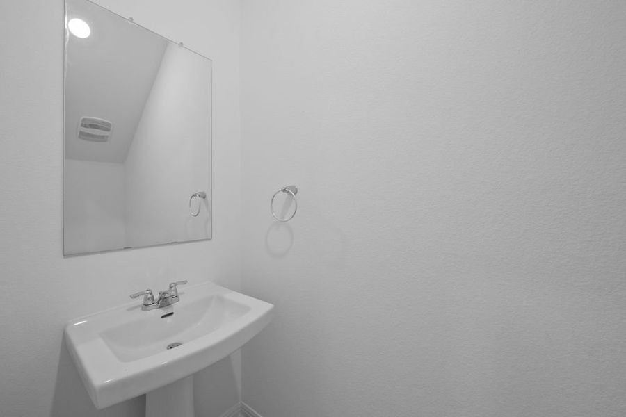 Image 16 of a home in Longview 40s.