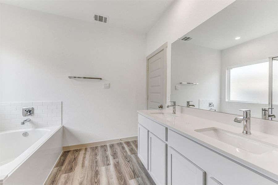 Furnished interior view inside a new home in , Missouri City (Image 3).
