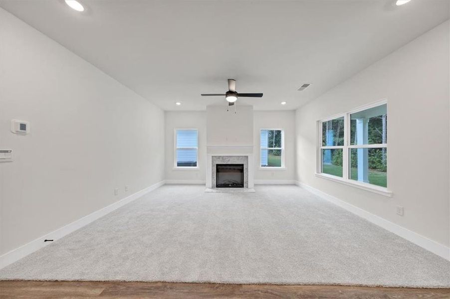 Spacious, unfurnished interior of a new home in Canterbury Villas, Carrollton (Image 16).