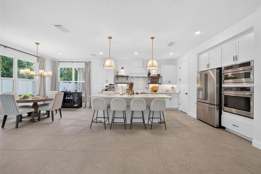 Furnished interior view inside a new home in , Orlando (Image 33).