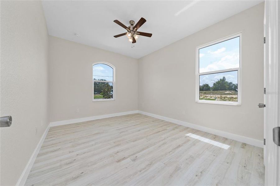 Image 28 of a home in .