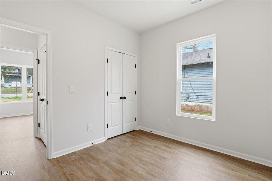 22-411 N Virginia St-22