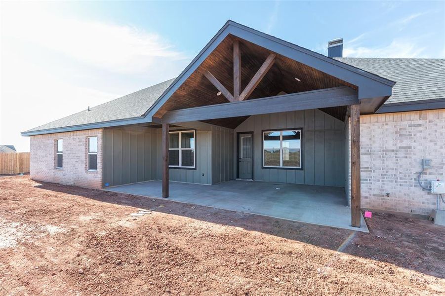 Image 36 of a home in .