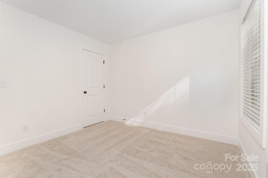 Spacious, unfurnished interior of a new home in , Statesville (Image 9).