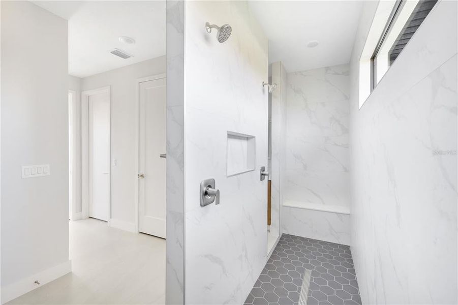 Spacious, unfurnished interior of a new home in , Port Charlotte (Image 27). Spacious, unfurnished interior of a new home in , Port Charlotte (Image 27).