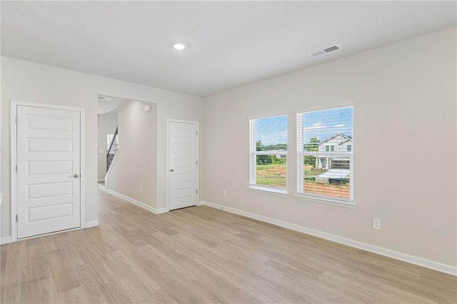 Spacious, unfurnished interior of a new home in Hemingway - Reserve Series, Cumming (Image 29).