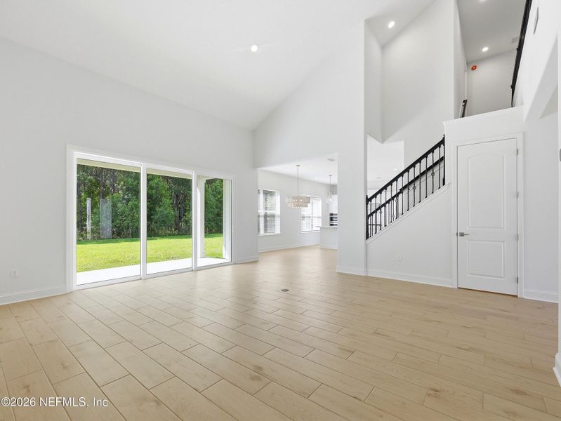 Spacious, unfurnished interior of a new home in Silver Landing At Silverleaf, St. Augustine (Image 40).