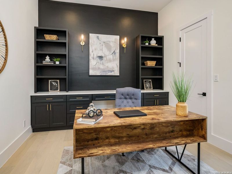 Furnished interior view inside a new home in , Boerne (Image 39).