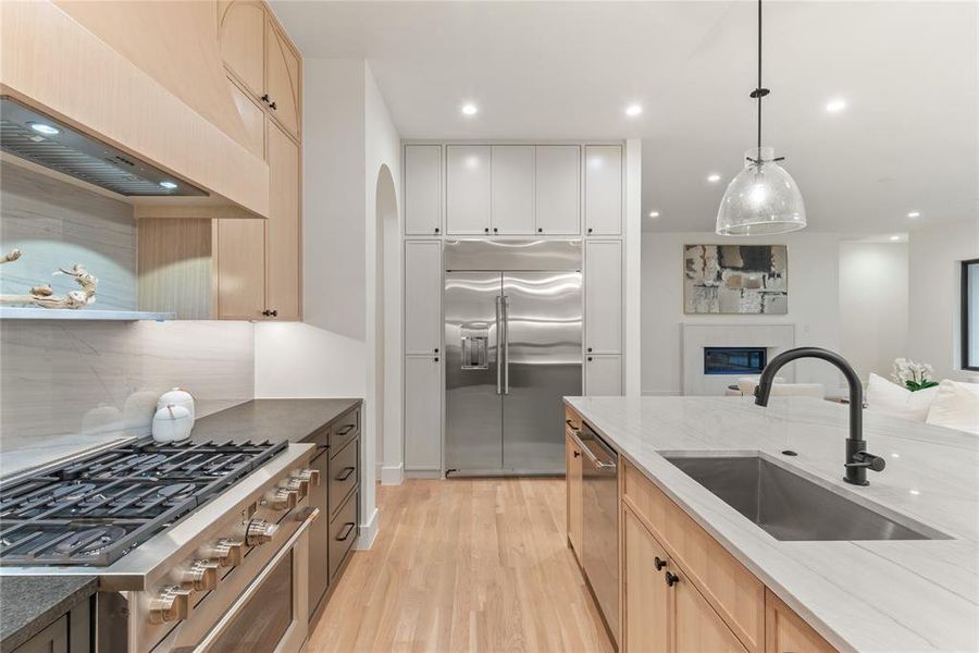 Furnished interior view inside a new home in , Dallas (Image 9).