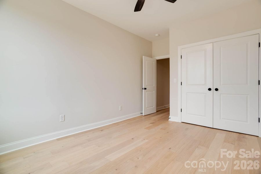 Spacious, unfurnished interior of a new home in , Lincolnton (Image 10).