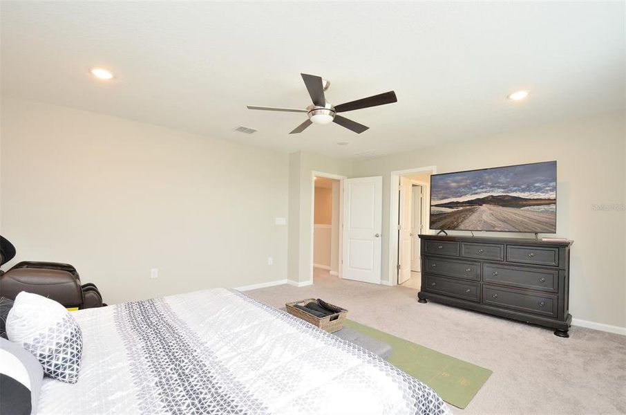 Furnished interior view inside a new home in Seasons at Eden Hills, Lake Alfred (Image 7).