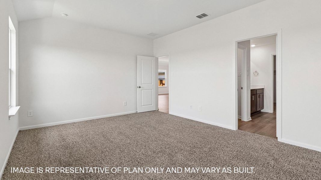 Representative unfurnished interior of a home built from the The Caden by D.R. Horton in Briarwood, Elgin (Image 20).