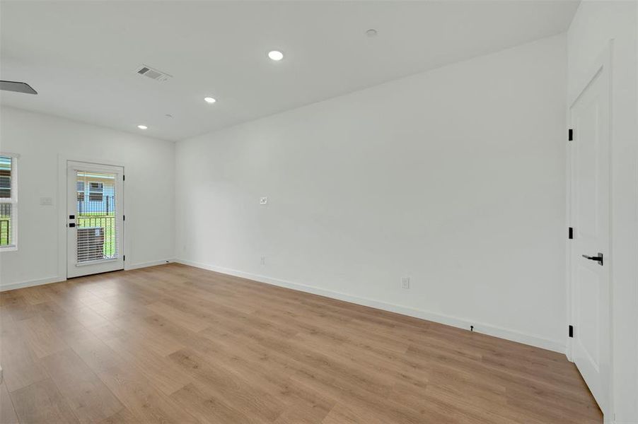 Spacious, unfurnished interior of a new home in Providence Commons, Providence Village (Image 29).
