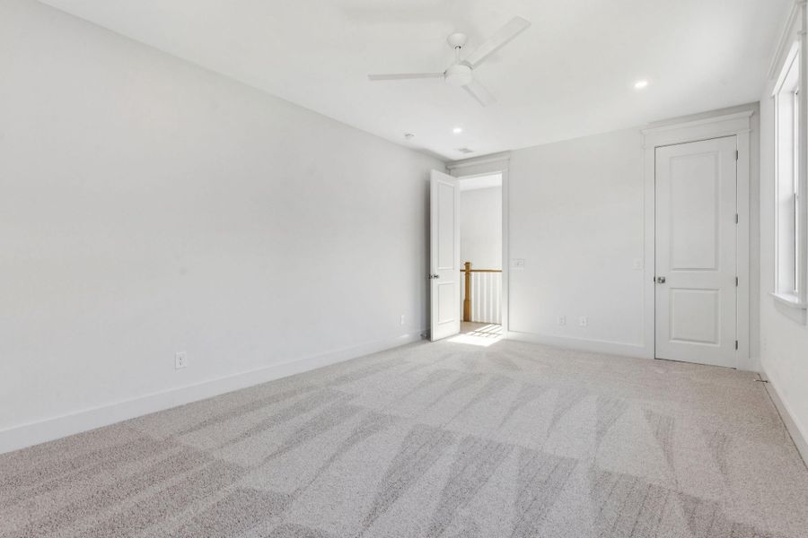 Spacious, unfurnished interior of a new home in , Mount Pleasant (Image 57).