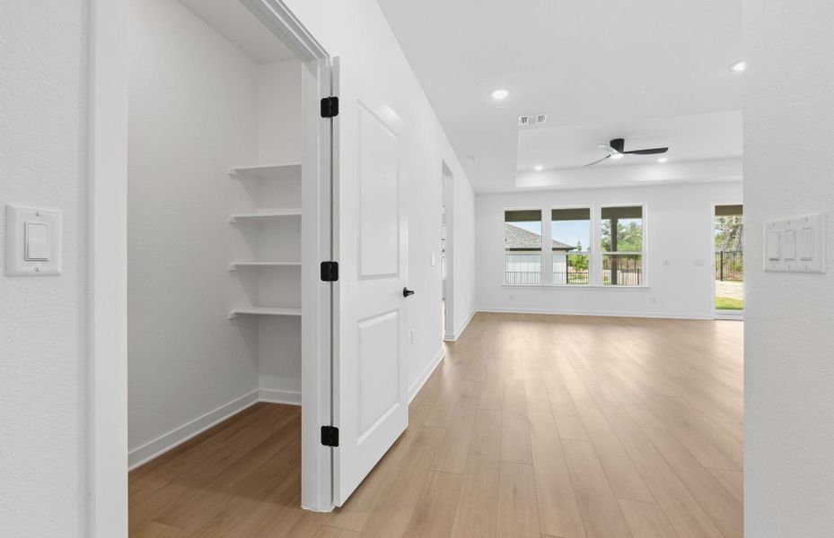 Spacious, unfurnished interior of a new home in Sun City Texas, Georgetown (Image 47). Spacious, unfurnished interior of a new home in Sun City Texas, Georgetown (Image 47).