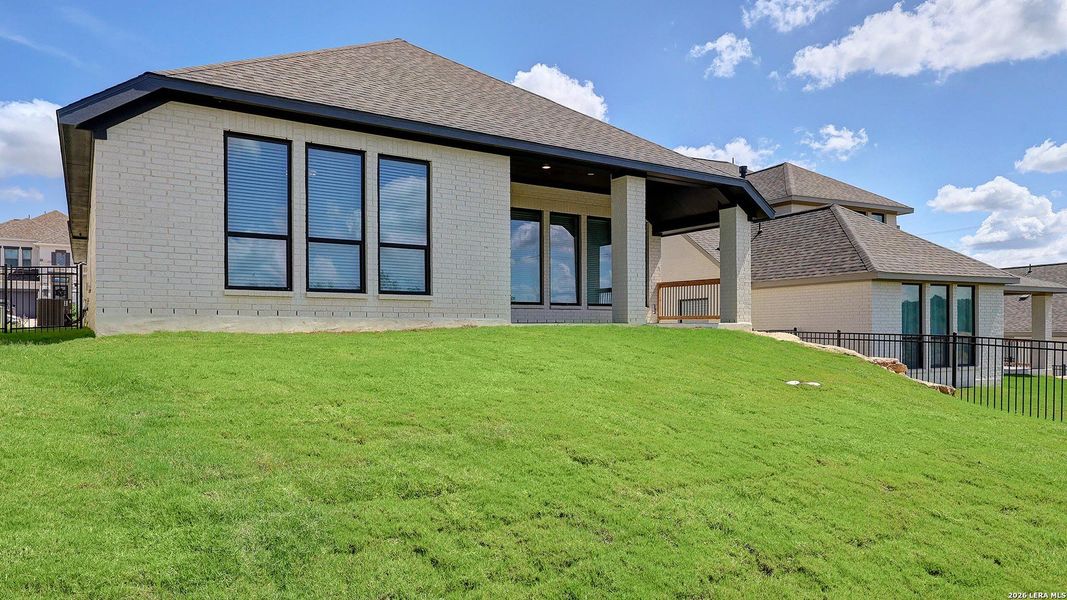 Exterior details and patio area of a home in Esperanza, Boerne (Image 25).