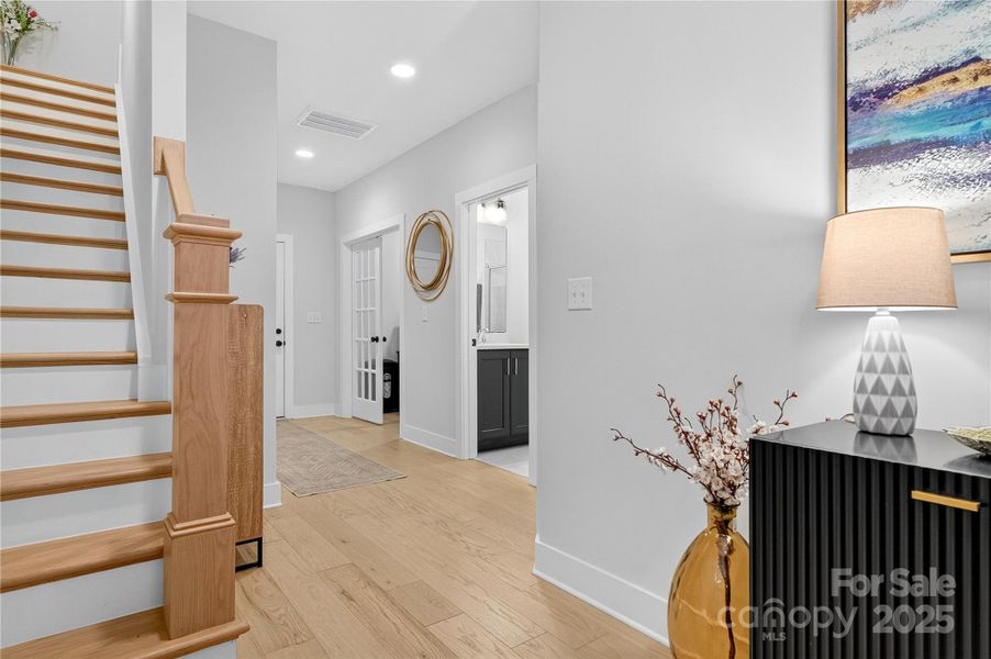Featuring Gorgeous Hardwoods Featuring Gorgeous Hardwoods