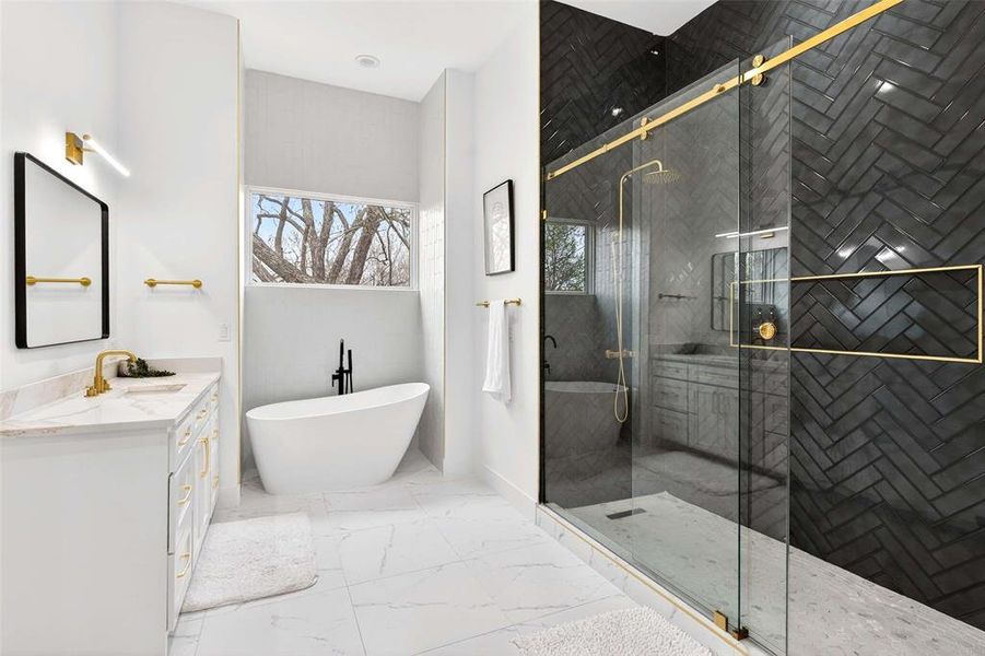 Furnished interior view inside a new home in , Dallas (Image 31).