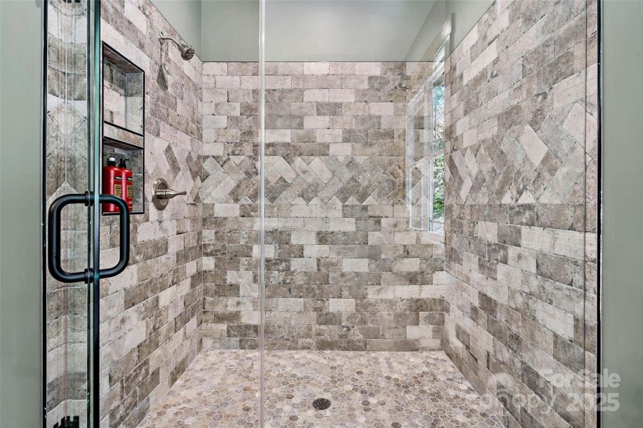 Beautiful tiled shower Beautiful tiled shower