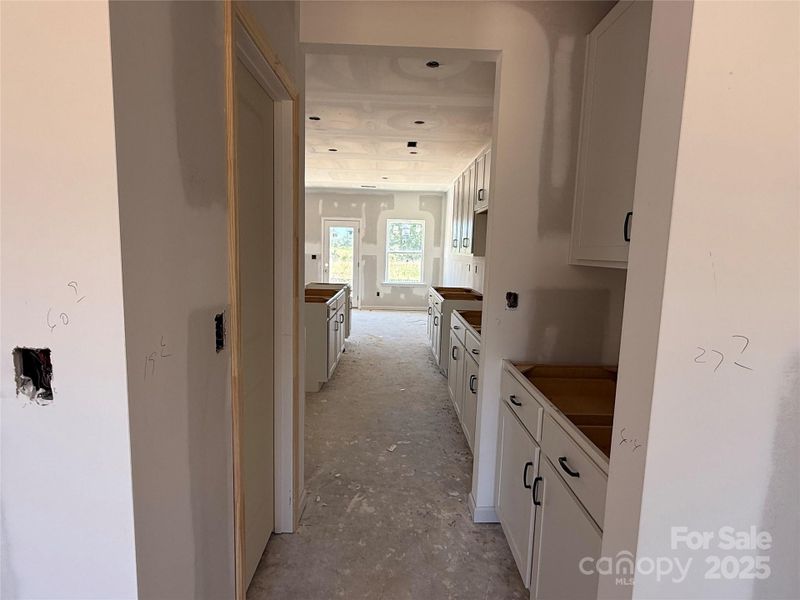 Butler’s pantry Butler’s pantry