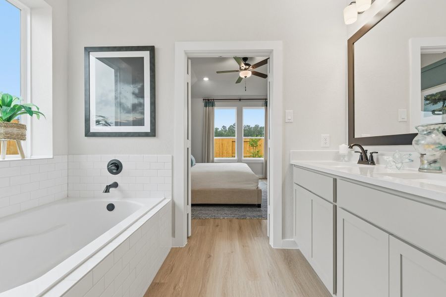 Granger Pines Model Home - Linden - Primary Bathroom Granger Pines Model Home - Linden - Primary Bathroom