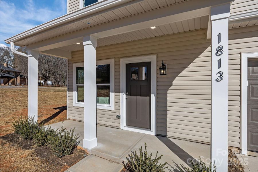 Exterior details and patio area of a home in , Lincolnton (Image 4).
