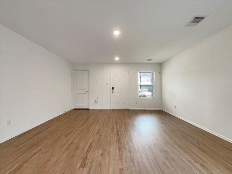 Image 16 of a home in . Image 16 of a home in .