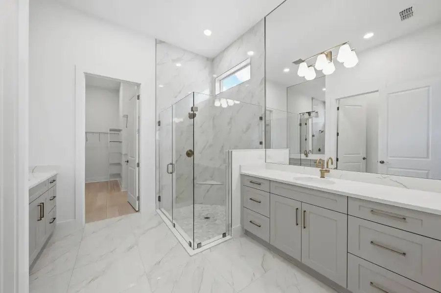 Owner's Bath