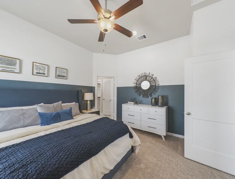 Representative furnished interior of a home built from the Springfield by Chesmar Homes in Sienna Courtyard, Missouri City (Image 10).