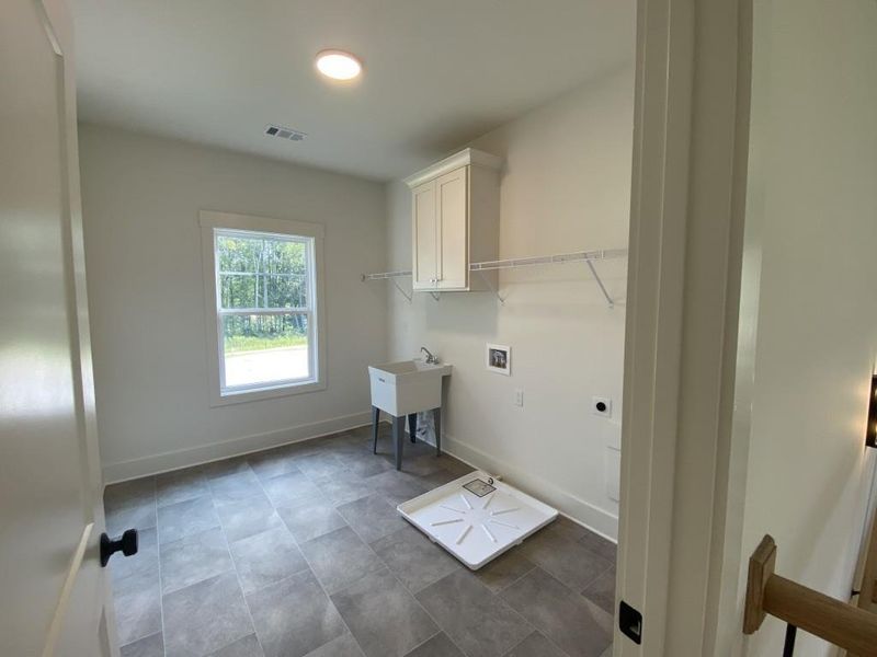 Image 30 of a home in Hillshire.
