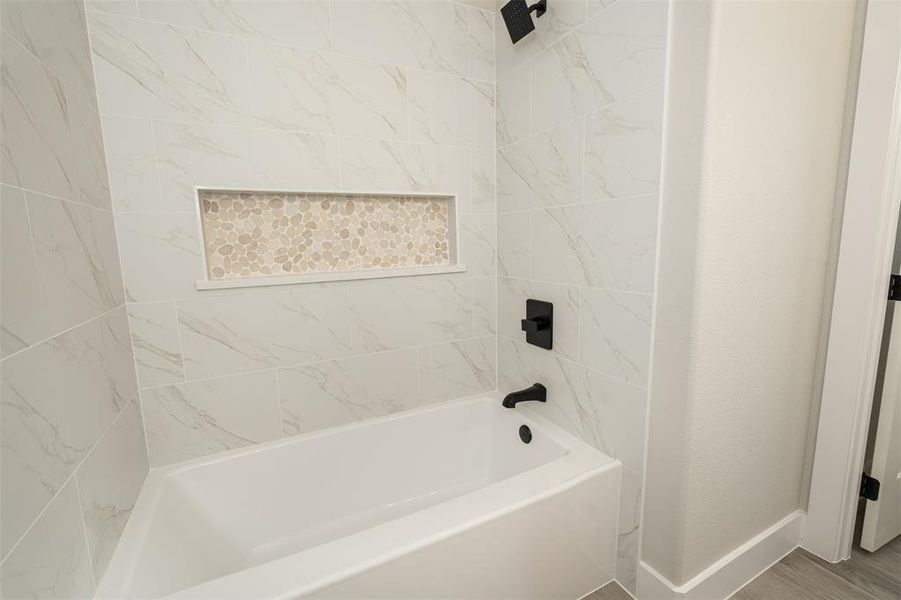 Image 33 of a home in .