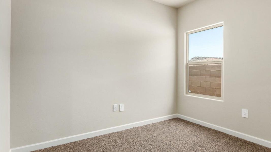Spacious, unfurnished interior of a new home in Sycamore Vista, Vail (Image 27).