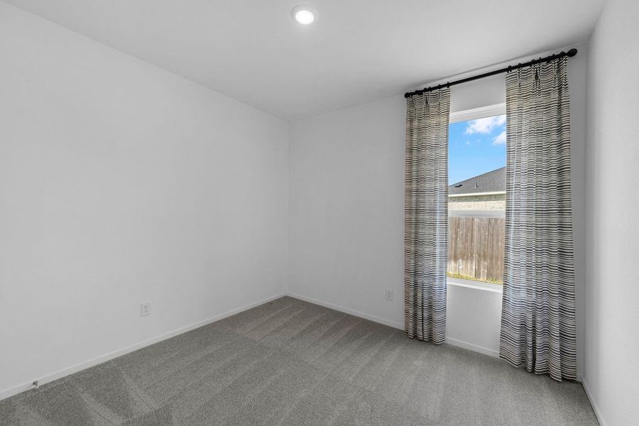 Spacious, unfurnished interior of a new home in Riverwood Ranch, Angleton (Image 20).