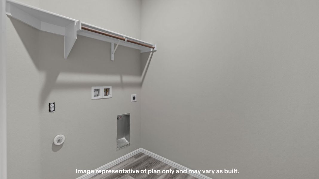 Spacious, unfurnished interior of a new home in Mustang Ridge, Andrews (Image 21).