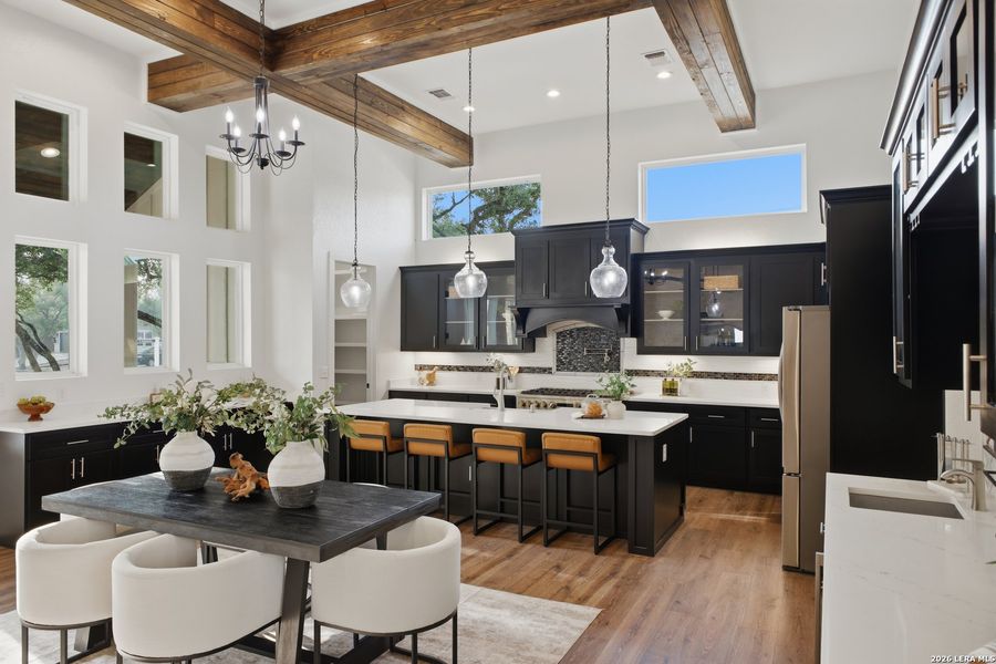 Furnished interior view inside a new home in , Blanco (Image 37).