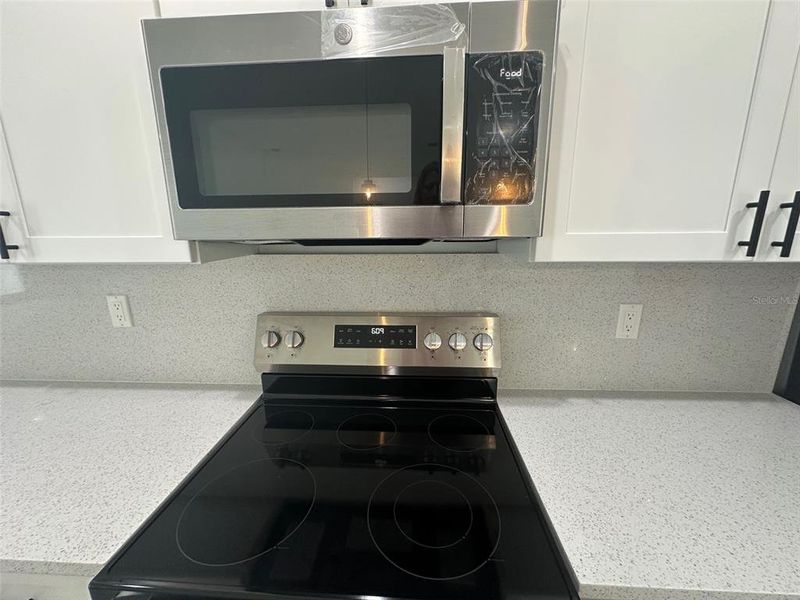Close-up of interior finishes inside a home in , Citrus Springs (Image 19).