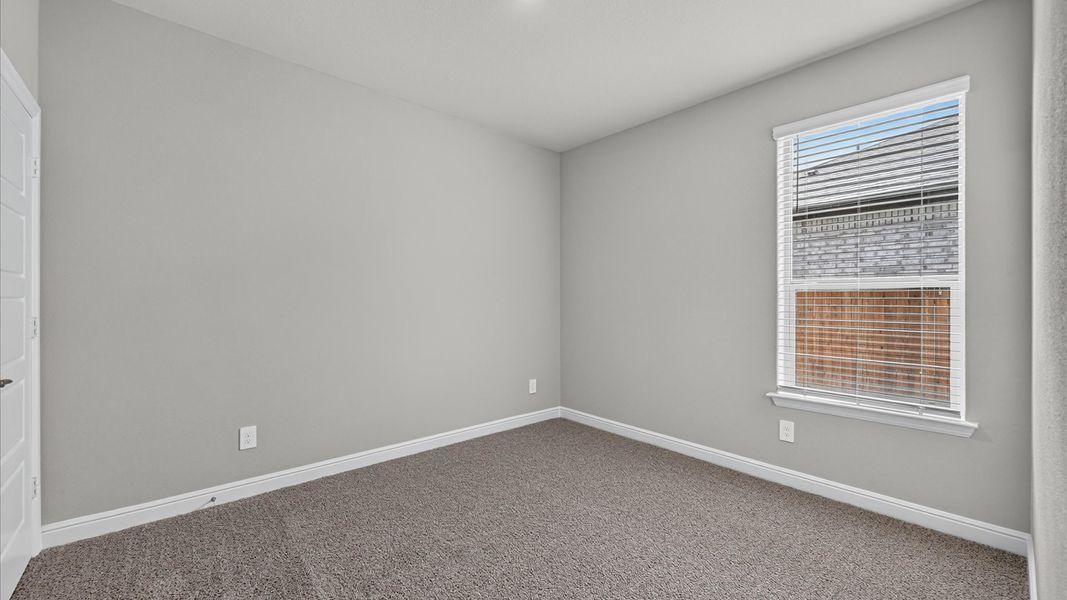 Spacious, unfurnished interior of a new home in Bluestem, Rhome (Image 20).