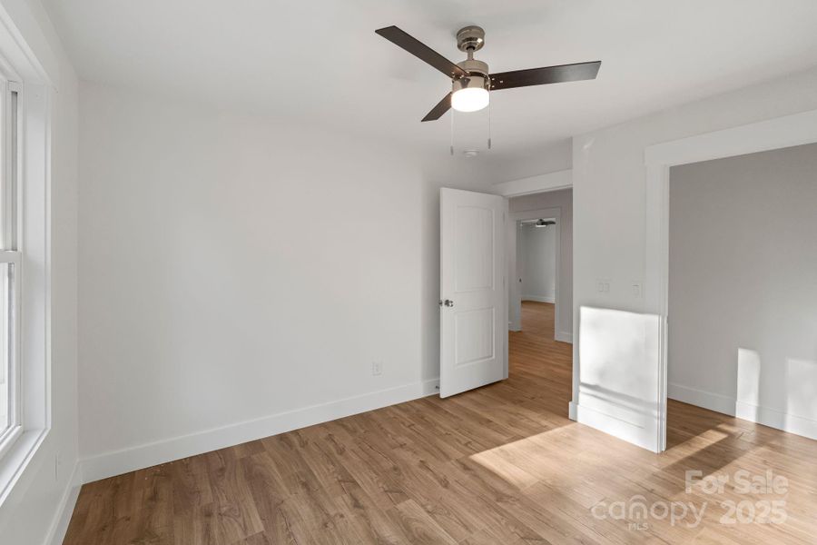 Spacious, unfurnished interior of a new home in , Hickory (Image 22).