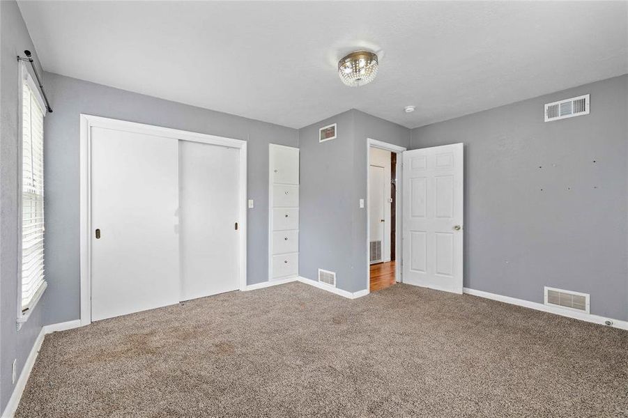 Spacious, unfurnished interior of a new home in , Brownwood (Image 31). Spacious, unfurnished interior of a new home in , Brownwood (Image 31).