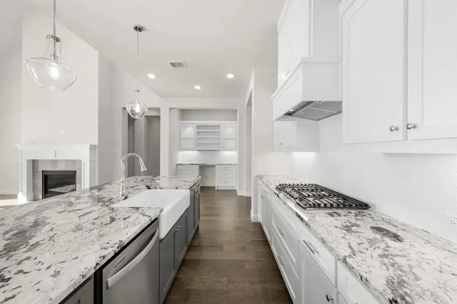 The Brynlee II B Kitchen The Brynlee II B Kitchen