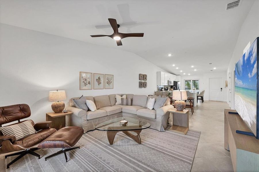 Furnished interior view inside a new home in , Venice (Image 12).